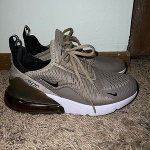 brown air max 270’s